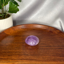 Load image into Gallery viewer, Amethyst Palm Stones
