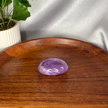 Load image into Gallery viewer, Amethyst Palm Stones
