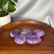 Load image into Gallery viewer, Amethyst Palm Stones
