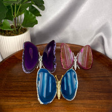 Load image into Gallery viewer, Dyed Agate Butterflies
