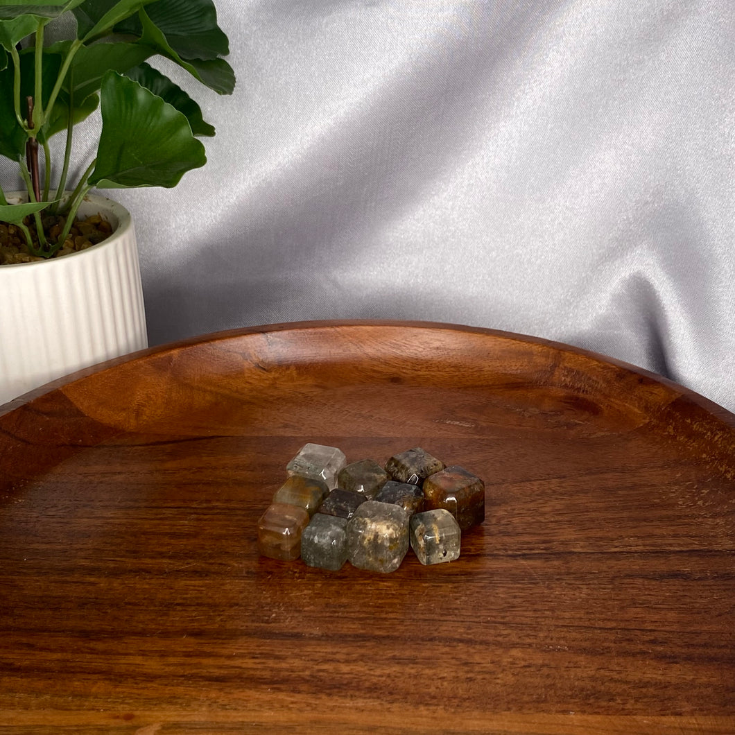 Garden Quartz Mini Cubes