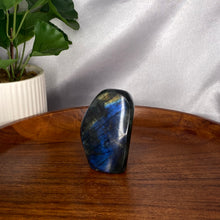 Load image into Gallery viewer, Labradorite Free Forms
