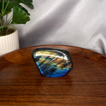 Load image into Gallery viewer, Labradorite Free Forms
