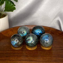 Load image into Gallery viewer, Labradorite Spheres
