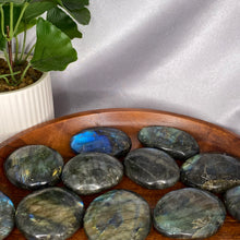 Load image into Gallery viewer, Labradorite Palm Stones
