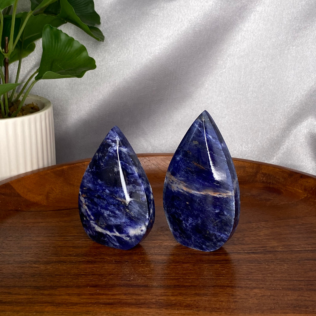 Sodalite Flames